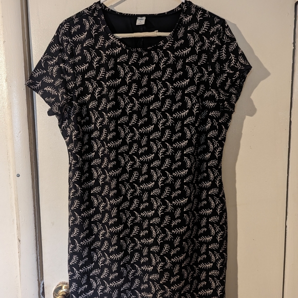 Black midi dress - Picture 3 of 3